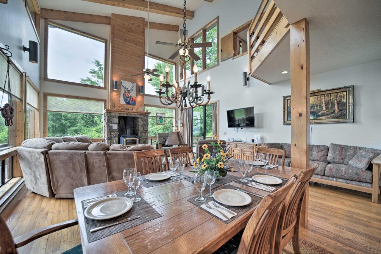 Vibrant Bryson City Home With Mtn Views And Deck! Esterno foto