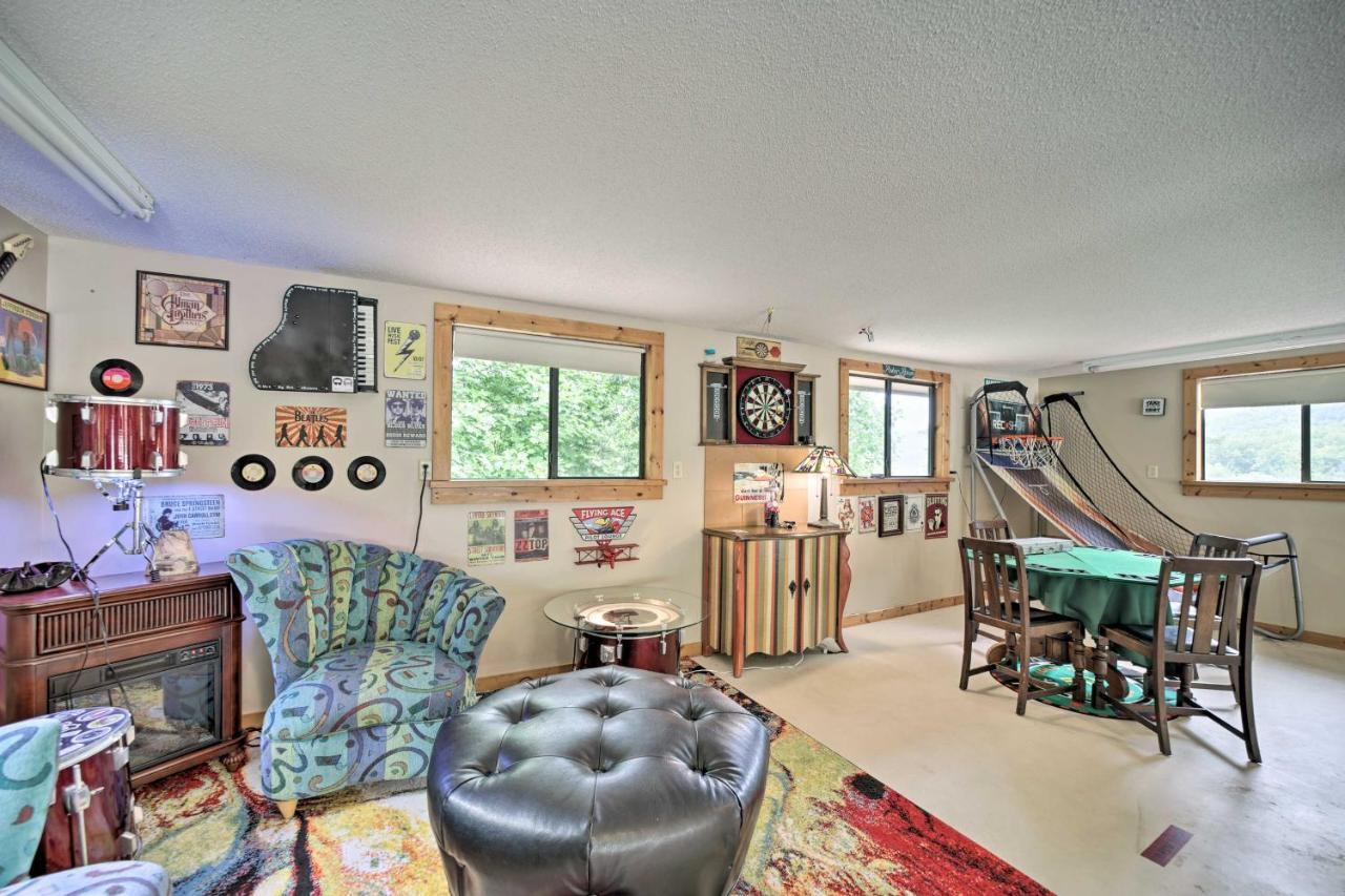 Vibrant Bryson City Home With Mtn Views And Deck! Esterno foto